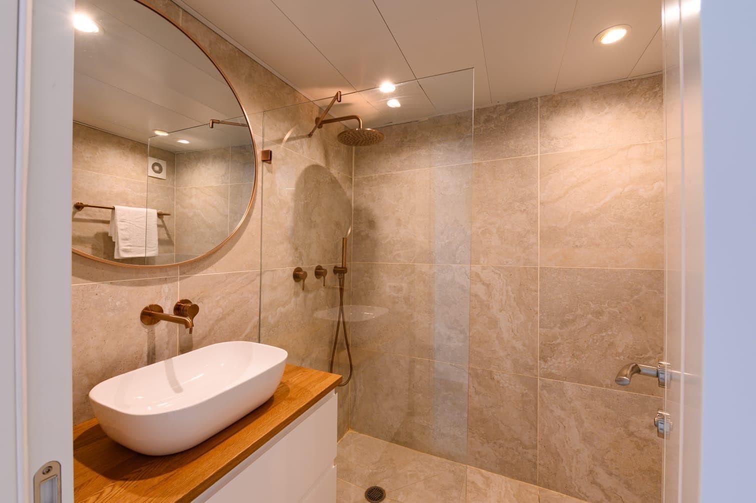 רויאל סוויט מרינה