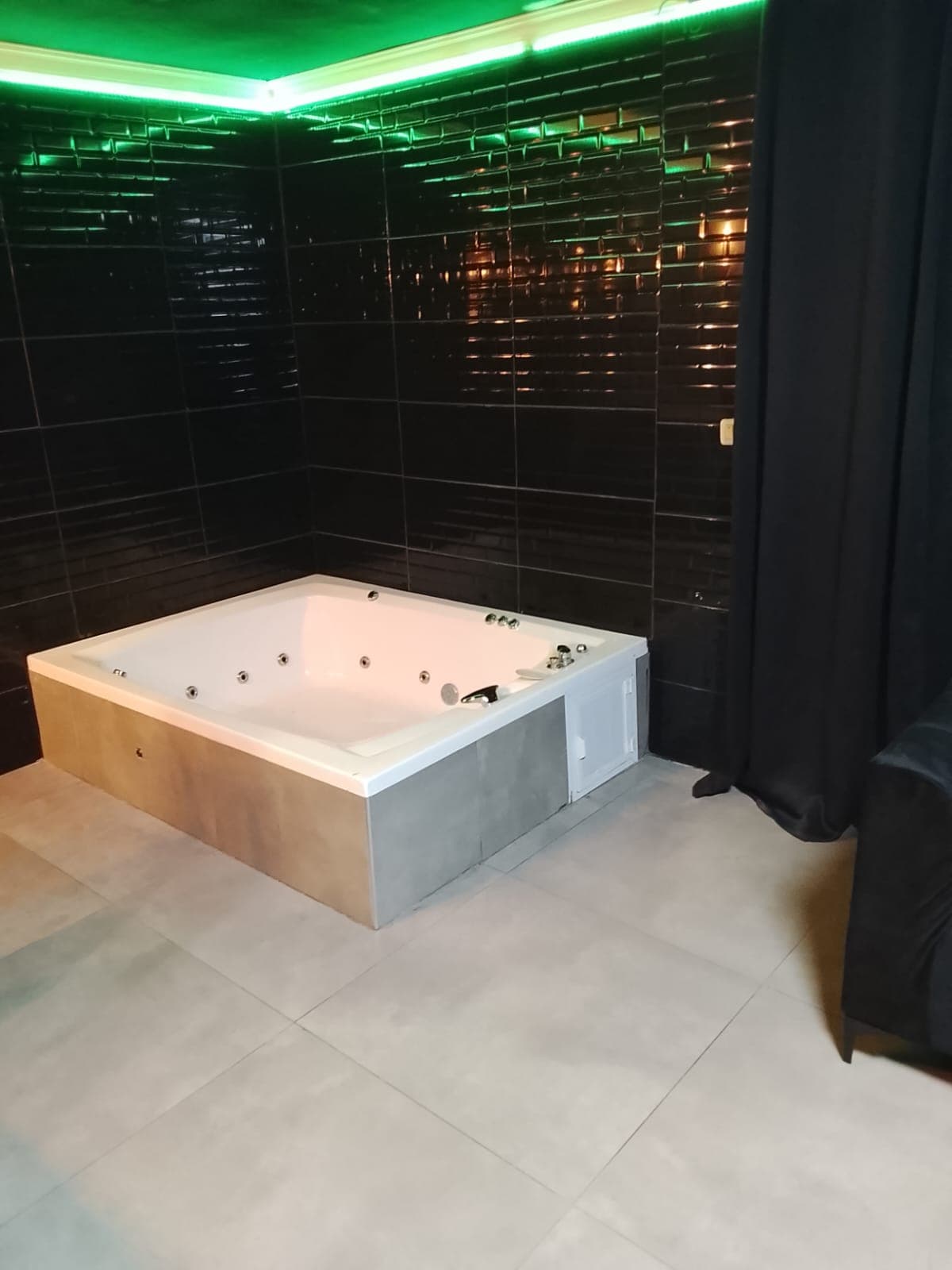 סוויטה בלאק רום